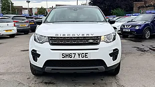 Used 2017 Land Rover Discovery Sport Se White - Interior and Exterior details 8
