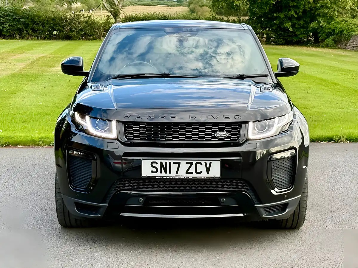 Used 2017 Land Rover Evoque Hse Dynamic Black - Interior and Exterior details 2