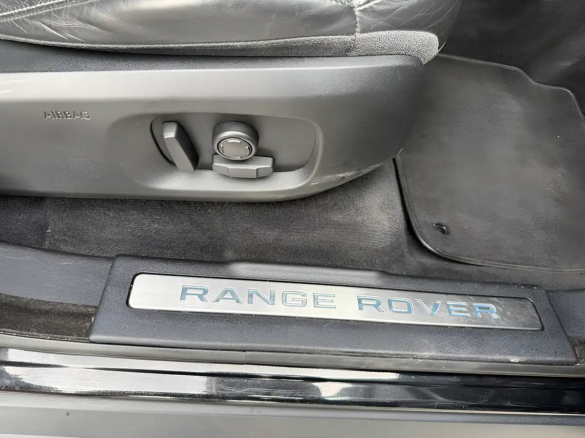 Used 2017 Land Rover Evoque Hse Dynamic Black - Interior and Exterior details 20