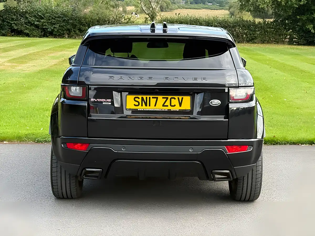 Used 2017 Land Rover Evoque Hse Dynamic Black - Interior and Exterior details 6