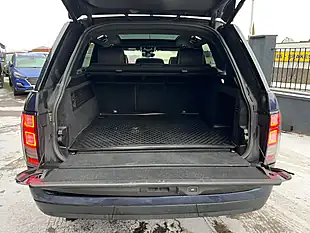 Used 2017 Land Rover Range Rover Autobiography Blue - Interior and Exterior details 15
