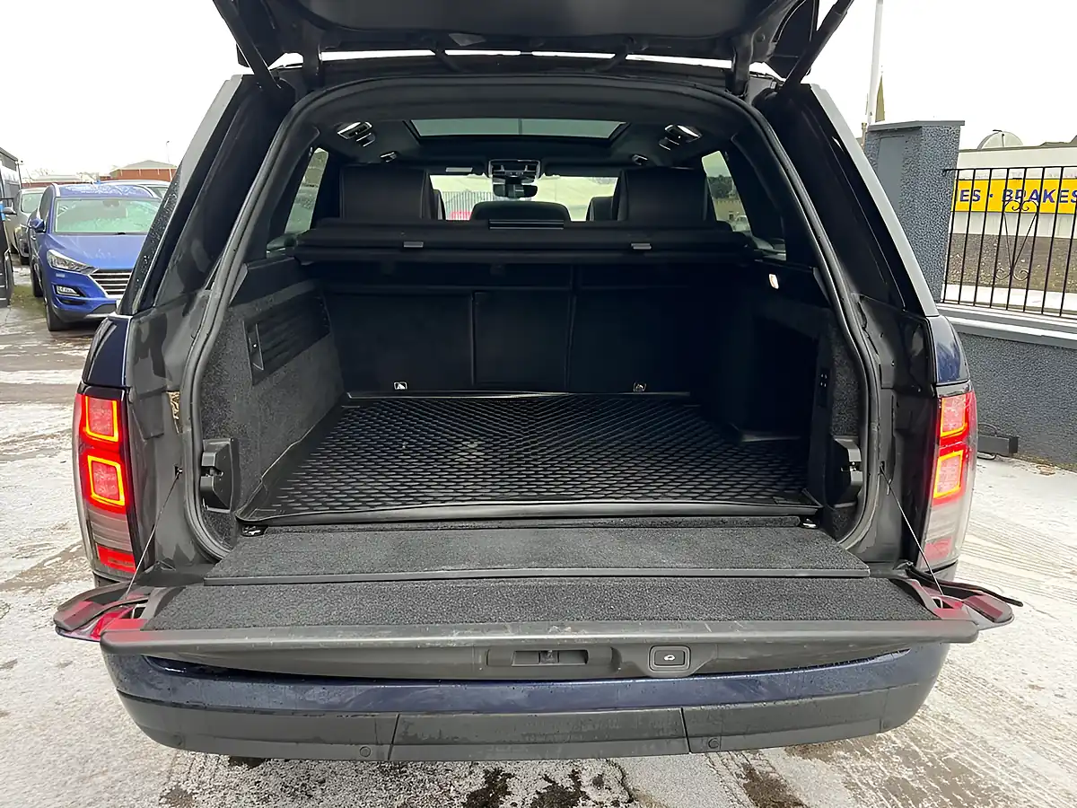 Used 2017 Land Rover Range Rover Autobiography Blue - Interior and Exterior details 15