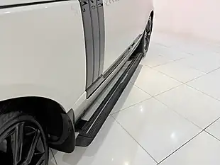 Used 2017 Land Rover Range Rover Autobiography Gold - Interior and Exterior details 18