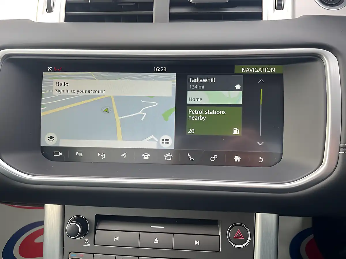 Used 2017 Land Rover Range Rover Evoque Autobiography Silver - Interior and Exterior details 16