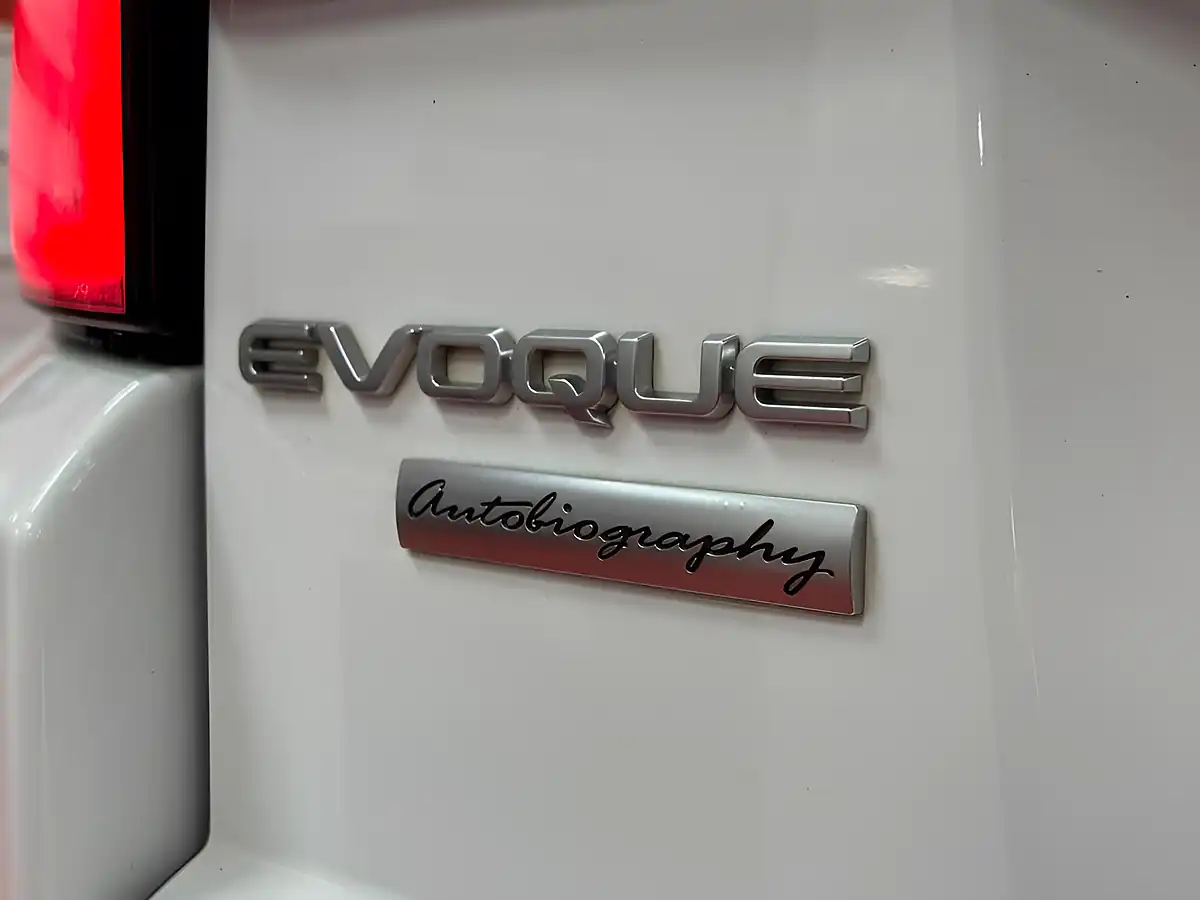 Used 2017 Land Rover Range Rover Evoque Autobiography White - Interior and Exterior details 9
