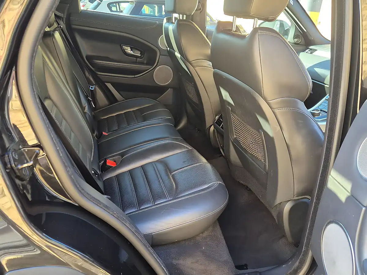 Used 2017 Land Rover Range Rover Evoque Hse Dynamic Black - Interior and Exterior details 10