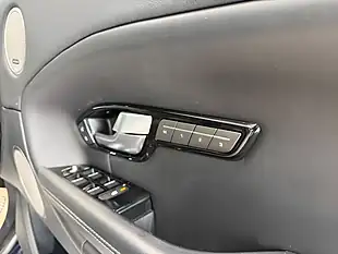 Used 2017 Land Rover Range Rover Evoque Hse Dynamic Blue - Interior and Exterior details 5