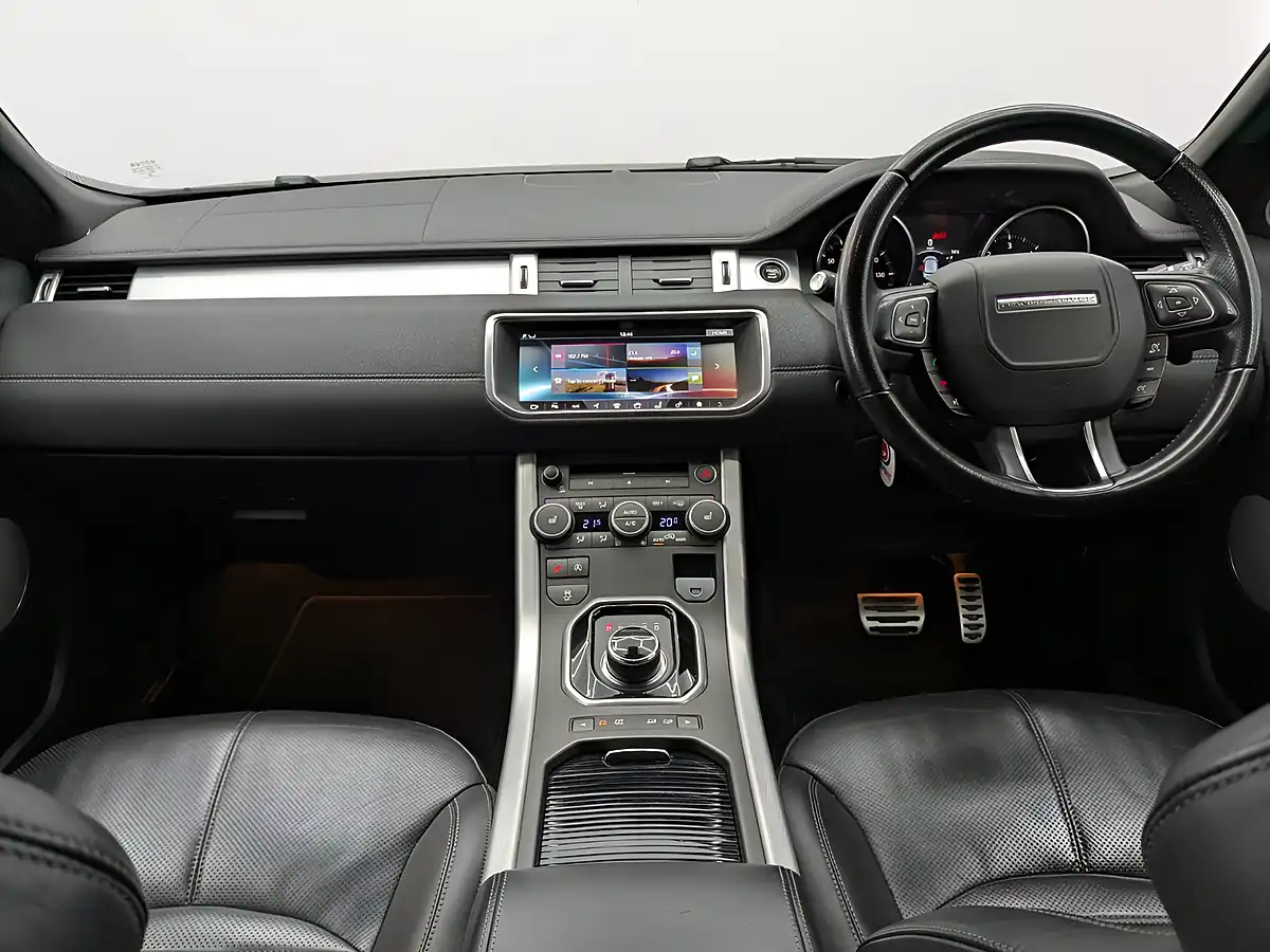 Used 2017 Land Rover Range Rover Evoque Hse Dynamic Corris Grey - Interior and Exterior details 16