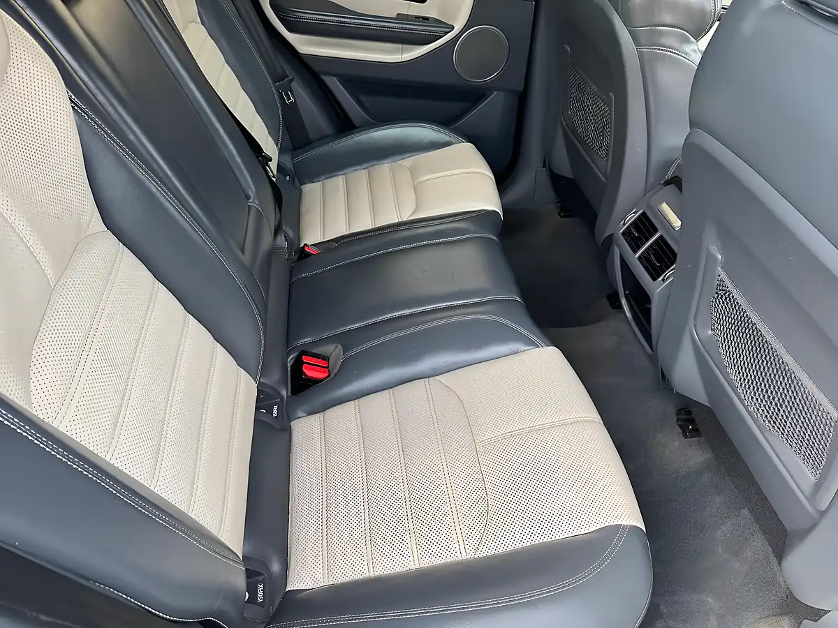Used 2017 Land Rover Range Rover Evoque Hse Dynamic Gold - Interior and Exterior details 8