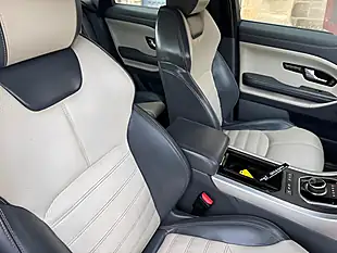 Used 2017 Land Rover Range Rover Evoque Hse Dynamic Gold - Interior and Exterior details 9