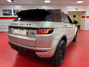 Used 2017 Land Rover Range Rover Evoque Hse Dynamic Gold - Interior and Exterior details 7