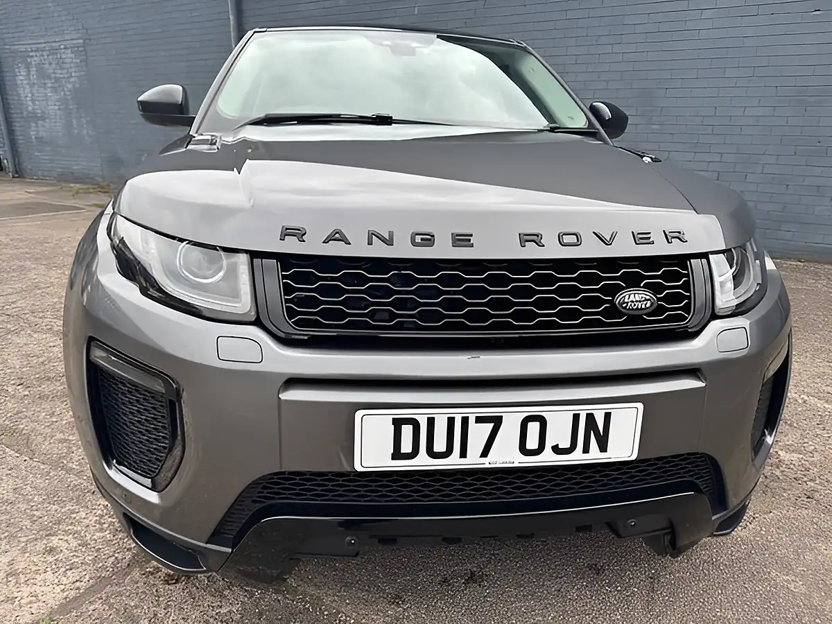 Used 2017 Land Rover Range Rover Evoque Hse Dynamic Graphite Metallic - Interior and Exterior details 11