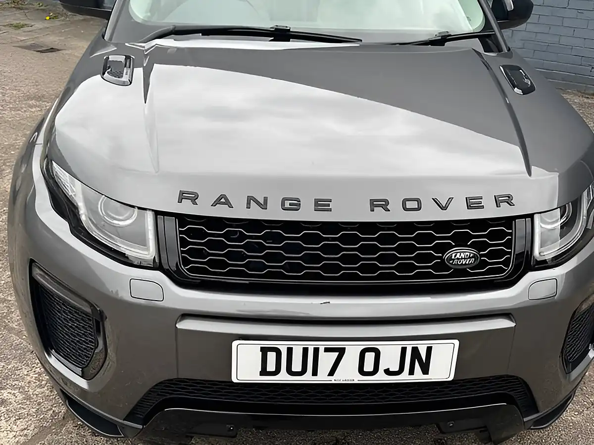 Used 2017 Land Rover Range Rover Evoque Hse Dynamic Graphite Metallic - Interior and Exterior details 12