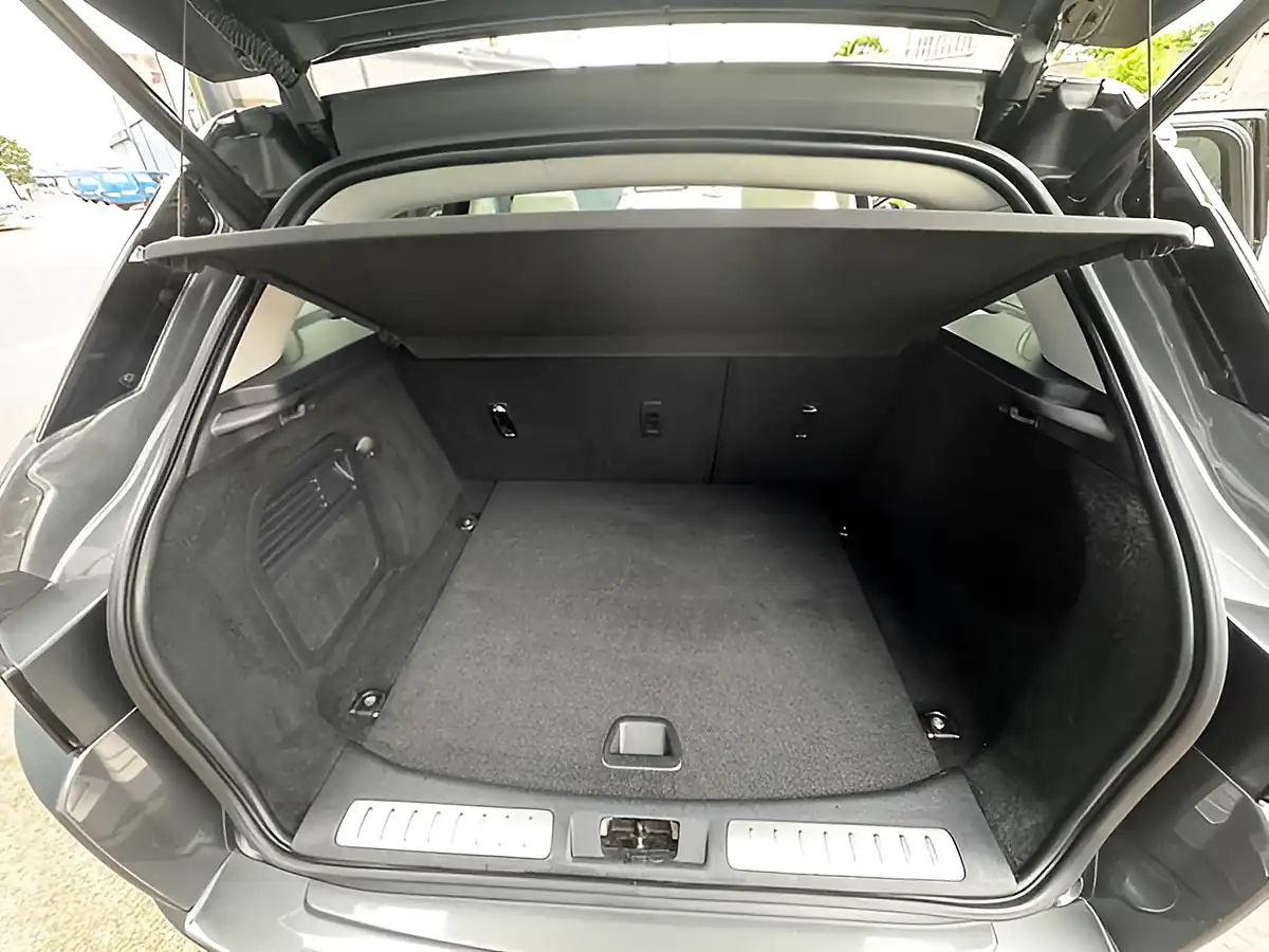 Used 2017 Land Rover Range Rover Evoque Hse Dynamic Graphite Metallic - Interior and Exterior details 9