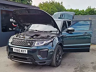 Used 2017 Land Rover Range Rover Evoque Hse Dynamic Green - Interior and Exterior details 10