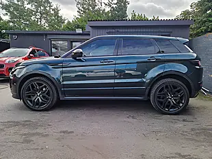 Used 2017 Land Rover Range Rover Evoque Hse Dynamic Green - Interior and Exterior details 6