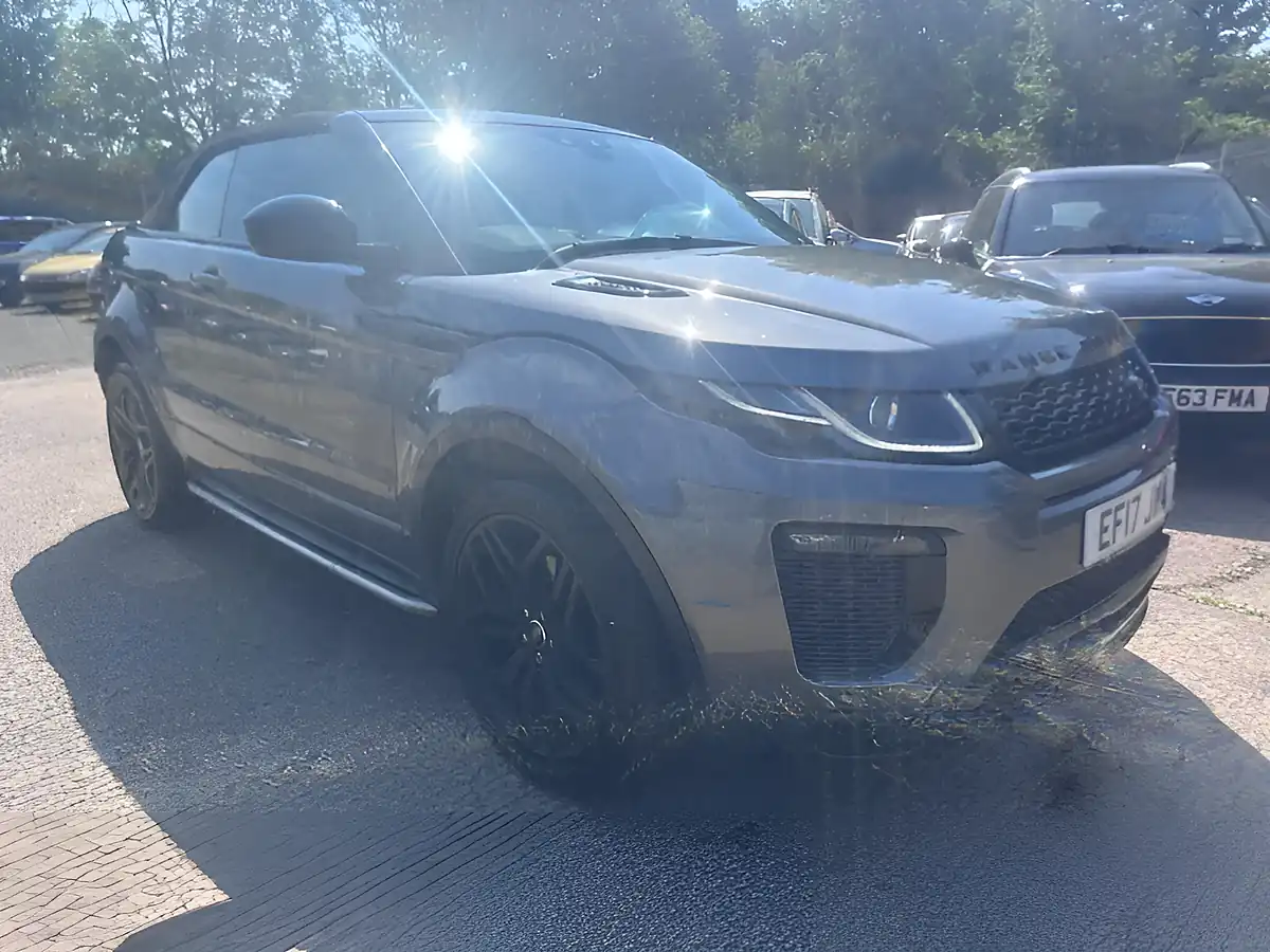 Used 2017 Land Rover Range Rover Evoque Hse Dynamic Grey - Front View