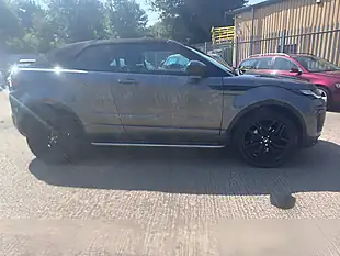 Used 2017 Land Rover Range Rover Evoque Hse Dynamic Grey - Interior and Exterior details 5