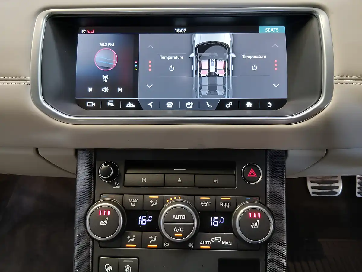 Used 2017 Land Rover Range Rover Evoque Hse Dynamic Grey - Interior and Exterior details 14