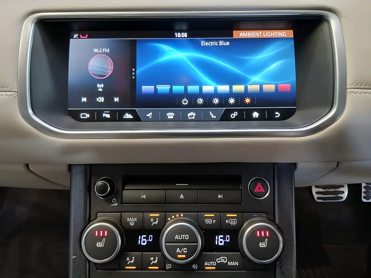 Used 2017 Land Rover Range Rover Evoque Hse Dynamic Grey - Interior and Exterior details 15