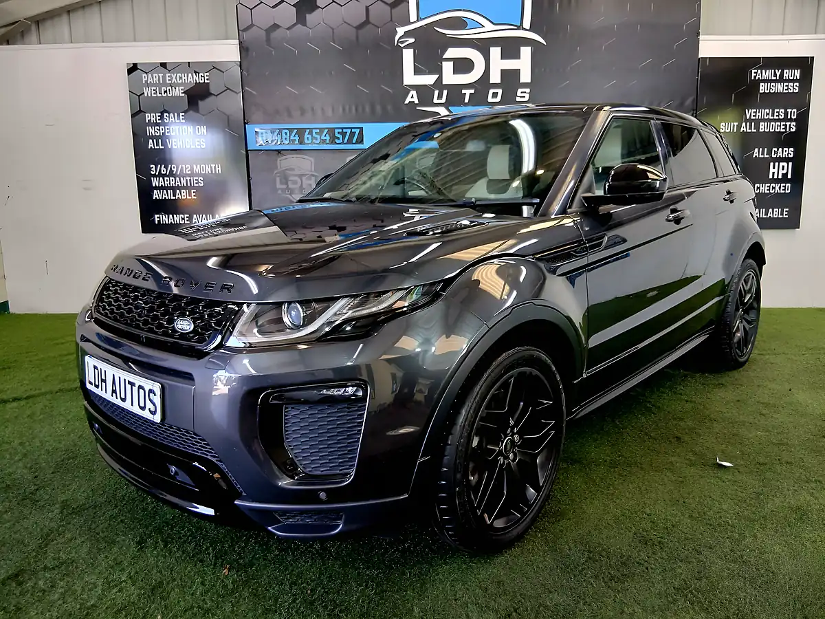 Used 2017 Land Rover Range Rover Evoque Hse Dynamic Grey - Interior and Exterior details 7