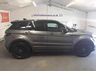 Used 2017 Land Rover Range Rover Evoque Hse Dynamic Grey - Interior and Exterior details 5