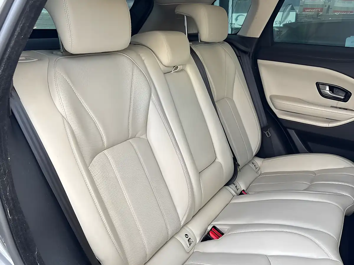 Used 2017 Land Rover Range Rover Evoque Hse Dynamic Grey - Interior and Exterior details 19