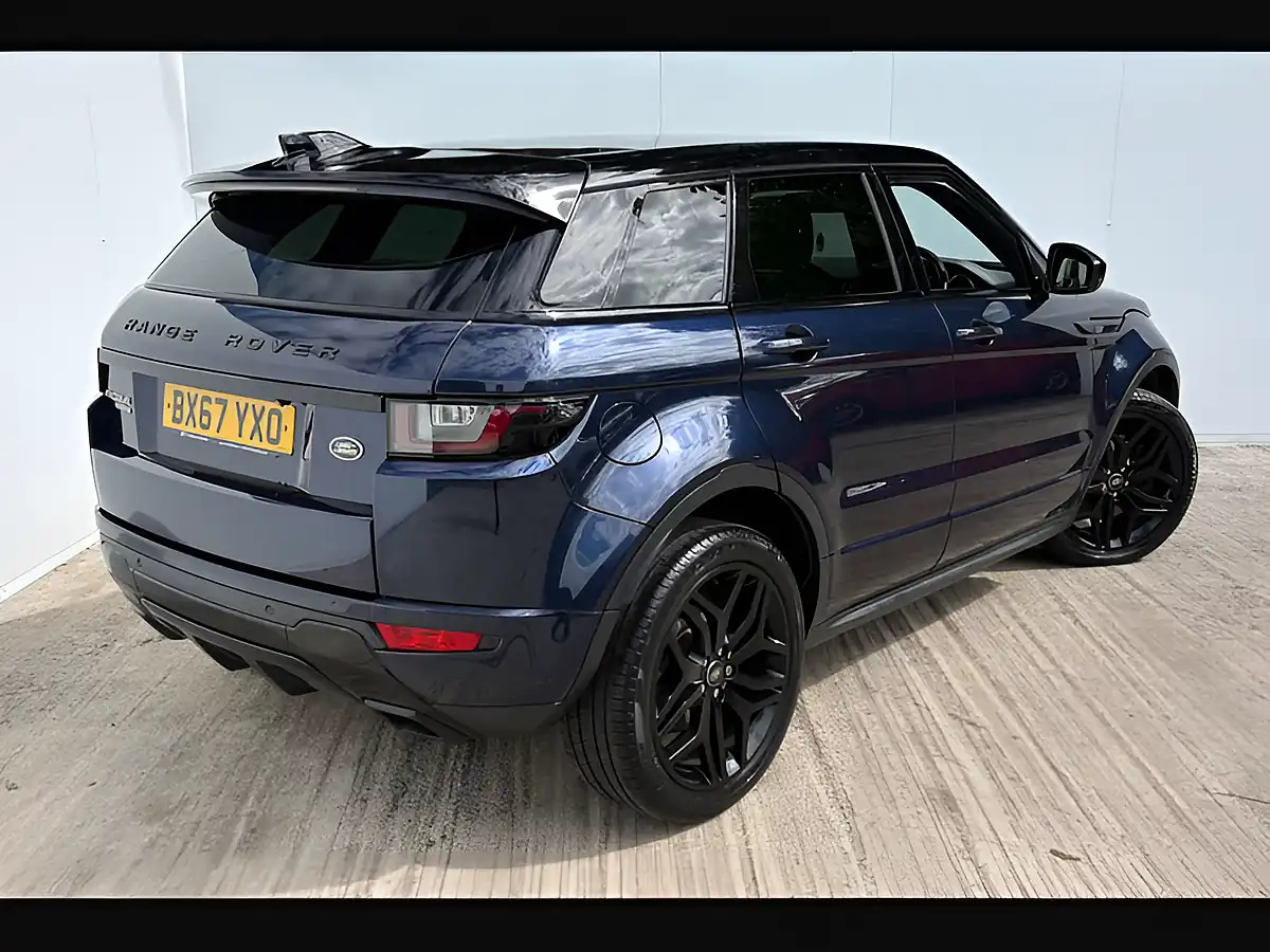 Used 2017 Land Rover Range Rover Evoque Hse Dynamic Loire Blue - Interior and Exterior details 10