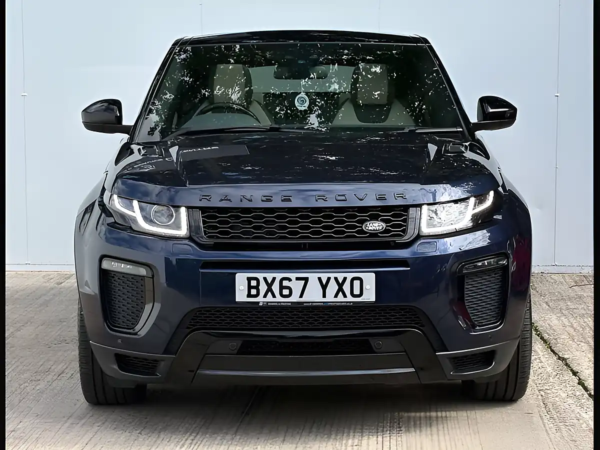Used 2017 Land Rover Range Rover Evoque Hse Dynamic Loire Blue - Interior and Exterior details 5