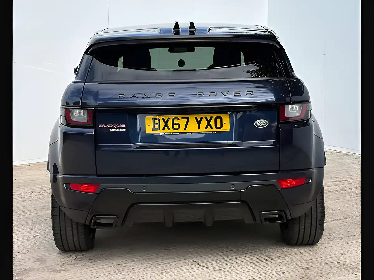 Used 2017 Land Rover Range Rover Evoque Hse Dynamic Loire Blue - Interior and Exterior details 8