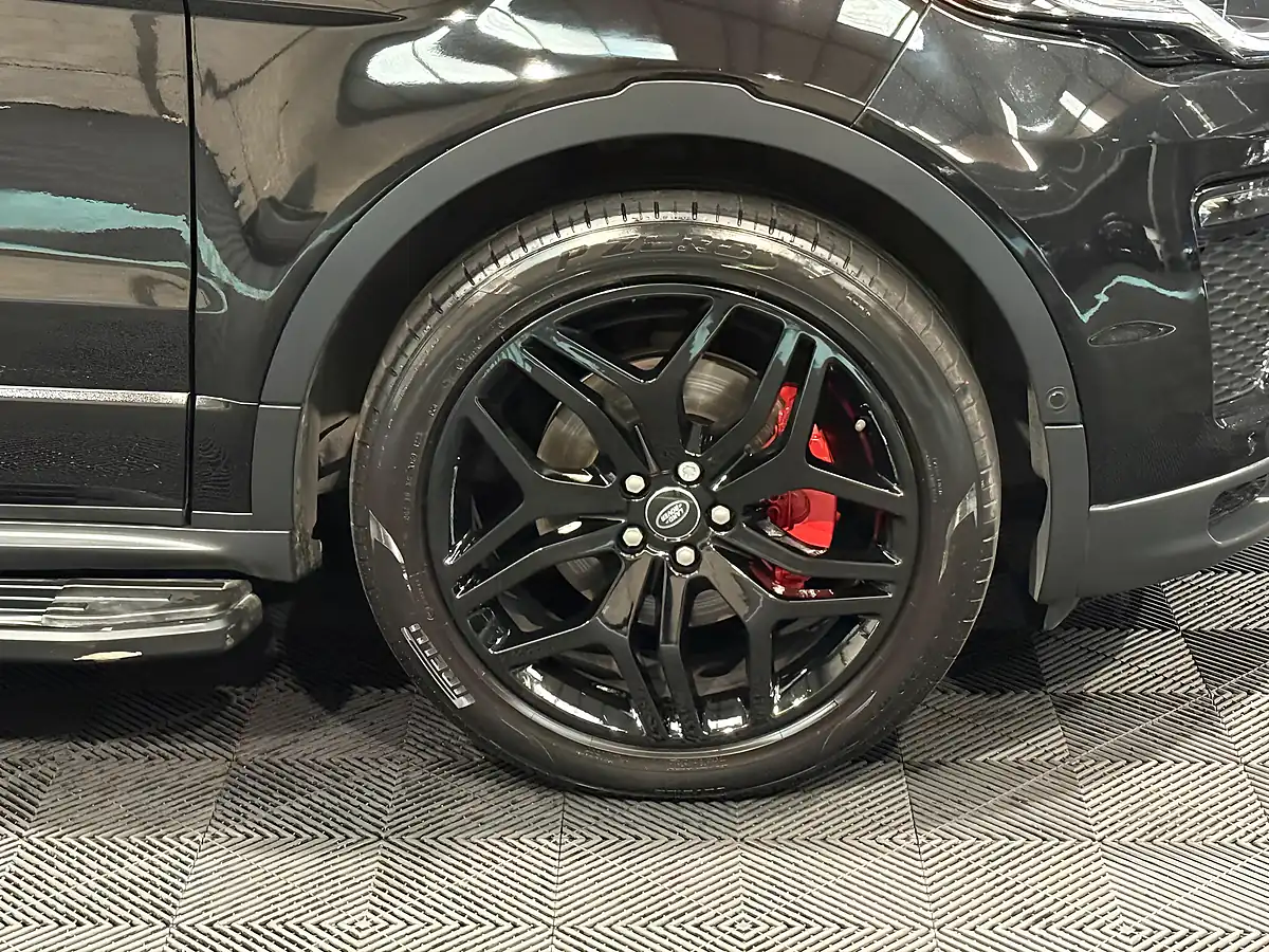 Used 2017 Land Rover Range Rover Evoque Hse Dynamic Lux Black - Interior and Exterior details 11