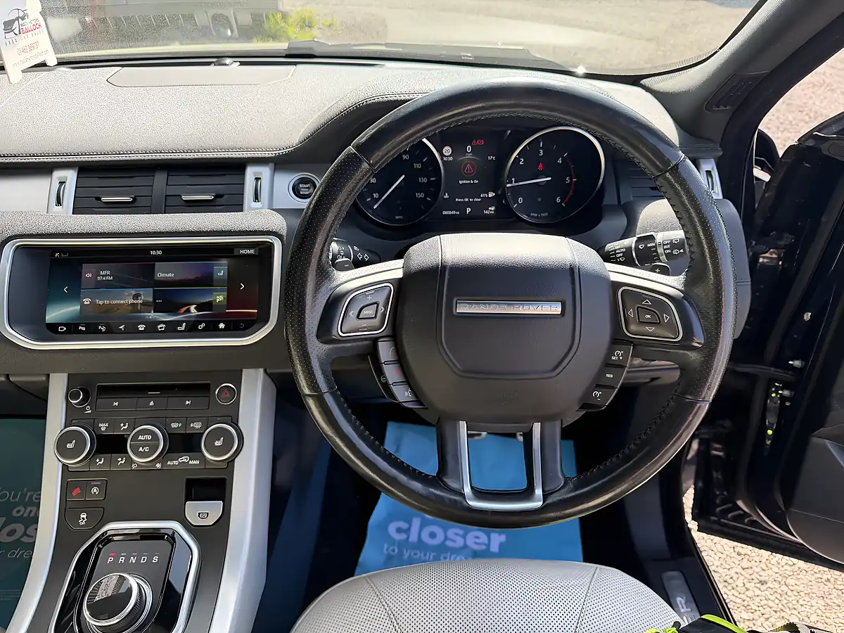 Used 2017 Land Rover Range Rover Evoque Hse Dynamic Lux Blue - Interior and Exterior details 15