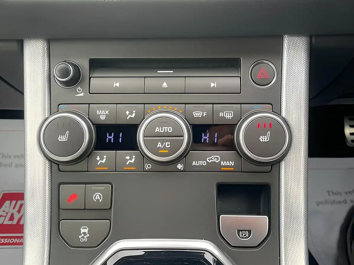 Used 2017 Land Rover Range Rover Evoque Hse Dynamic Lux Blue - Interior and Exterior details 17