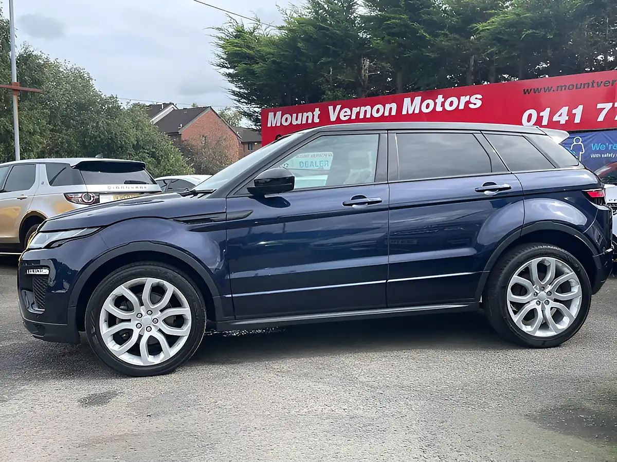 Used 2017 Land Rover Range Rover Evoque Hse Dynamic Lux Blue - Interior and Exterior details 4