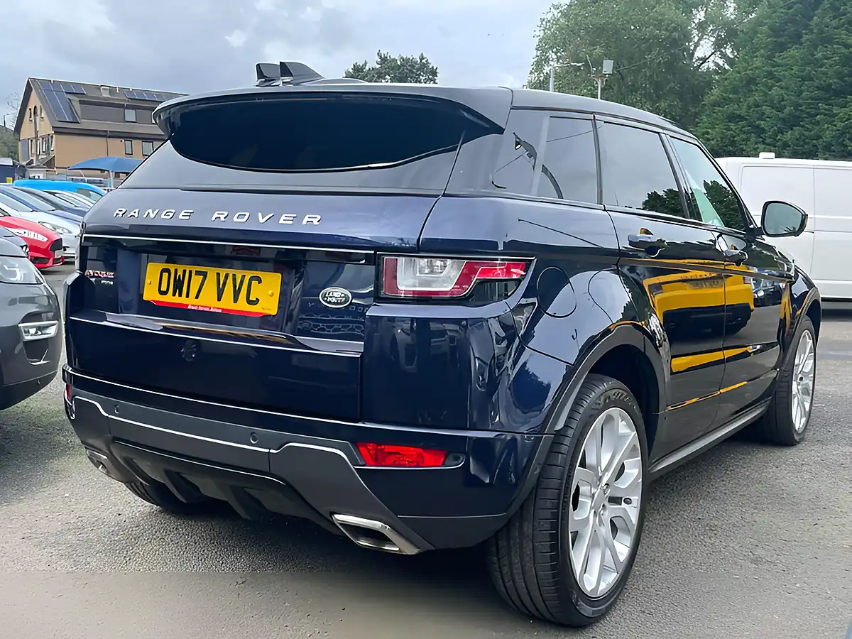Used 2017 Land Rover Range Rover Evoque Hse Dynamic Lux Blue - Interior and Exterior details 8