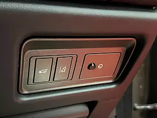 Used 2017 Land Rover Range Rover Evoque Hse Dynamic Lux Brown - Interior and Exterior details 14