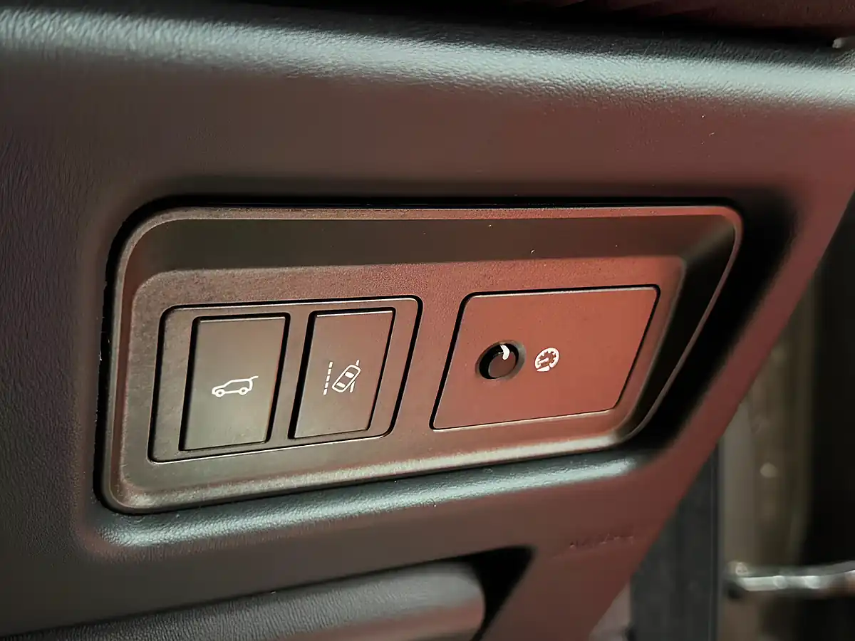 Used 2017 Land Rover Range Rover Evoque Hse Dynamic Lux Brown - Interior and Exterior details 14