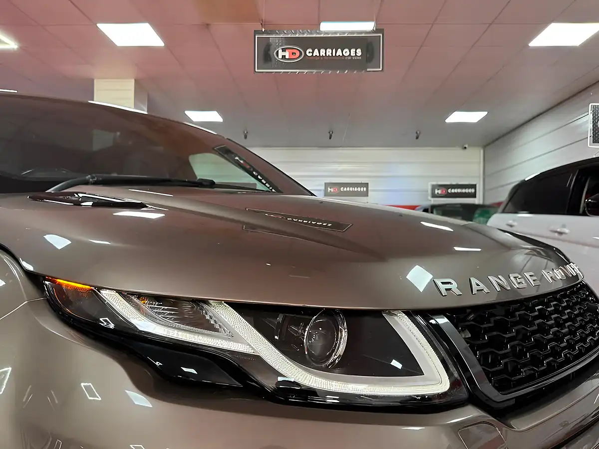 Used 2017 Land Rover Range Rover Evoque Hse Dynamic Lux Brown - Interior and Exterior details 6