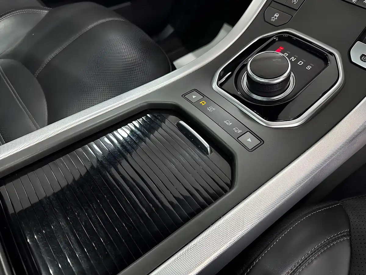 Used 2017 Land Rover Range Rover Evoque Hse Dynamic Lux Brown - Interior and Exterior details 13