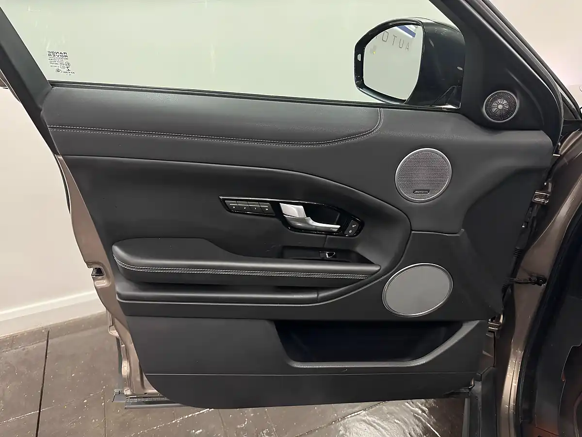 Used 2017 Land Rover Range Rover Evoque Hse Dynamic Lux Brown - Interior and Exterior details 15
