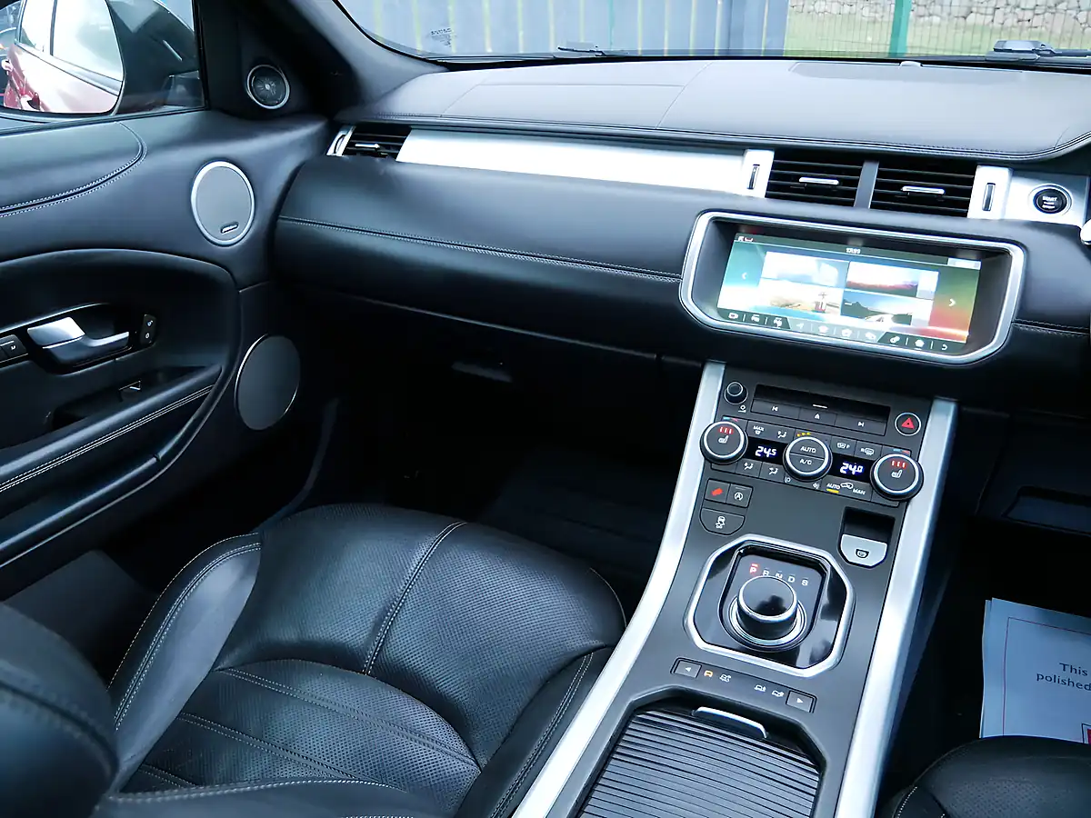 Used 2017 Land Rover Range Rover Evoque Hse Dynamic Lux Firenze Red - Interior and Exterior details 11