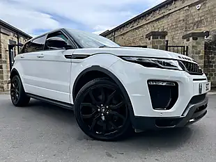 Used 2017 Land Rover Range Rover Evoque Hse Dynamic Lux Fuji White - Interior and Exterior details 11