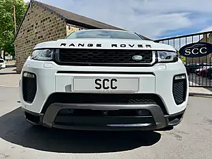 Used 2017 Land Rover Range Rover Evoque Hse Dynamic Lux Fuji White - Interior and Exterior details 4
