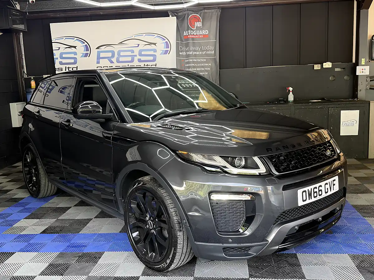 Used 2017 Land Rover Range Rover Evoque Hse Dynamic Lux Grey - Interior and Exterior details 12