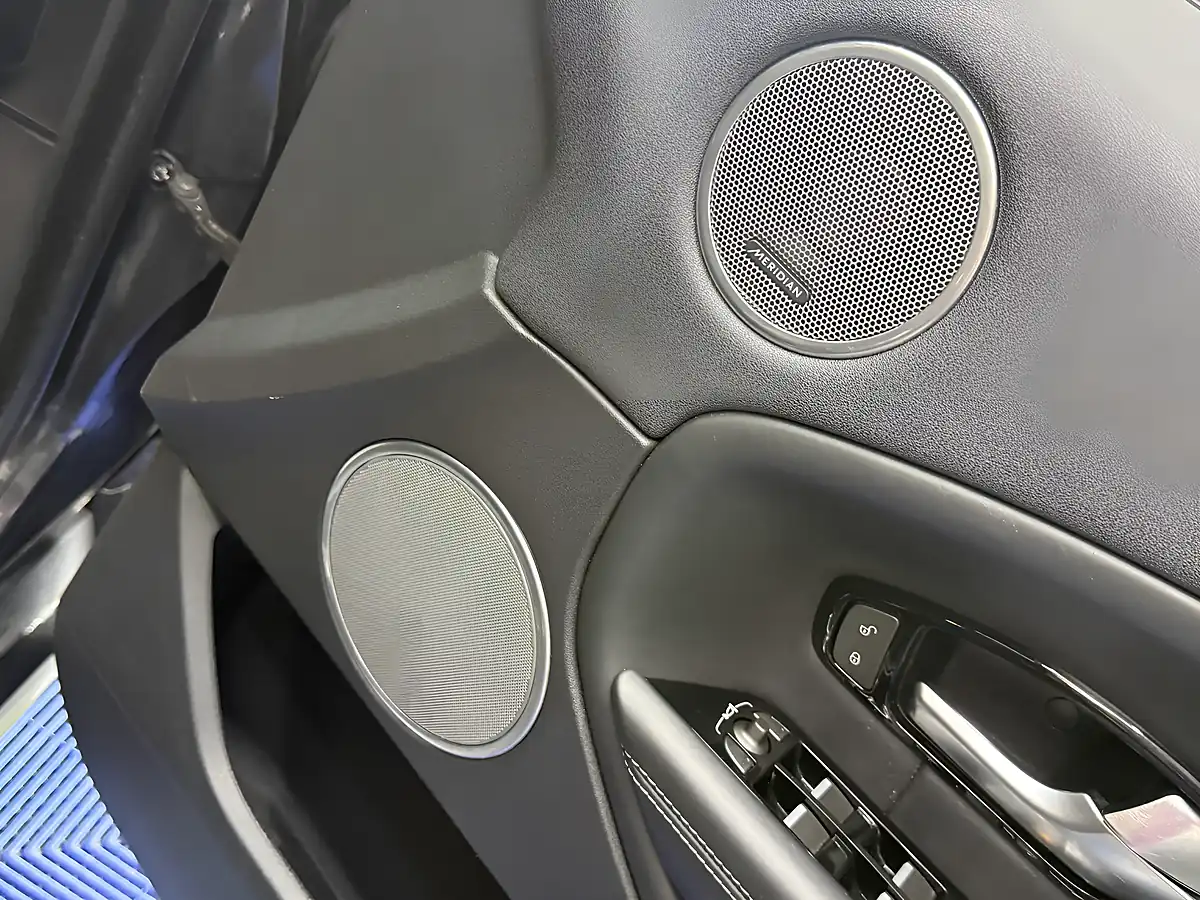 Used 2017 Land Rover Range Rover Evoque Hse Dynamic Lux Grey - Interior and Exterior details 13