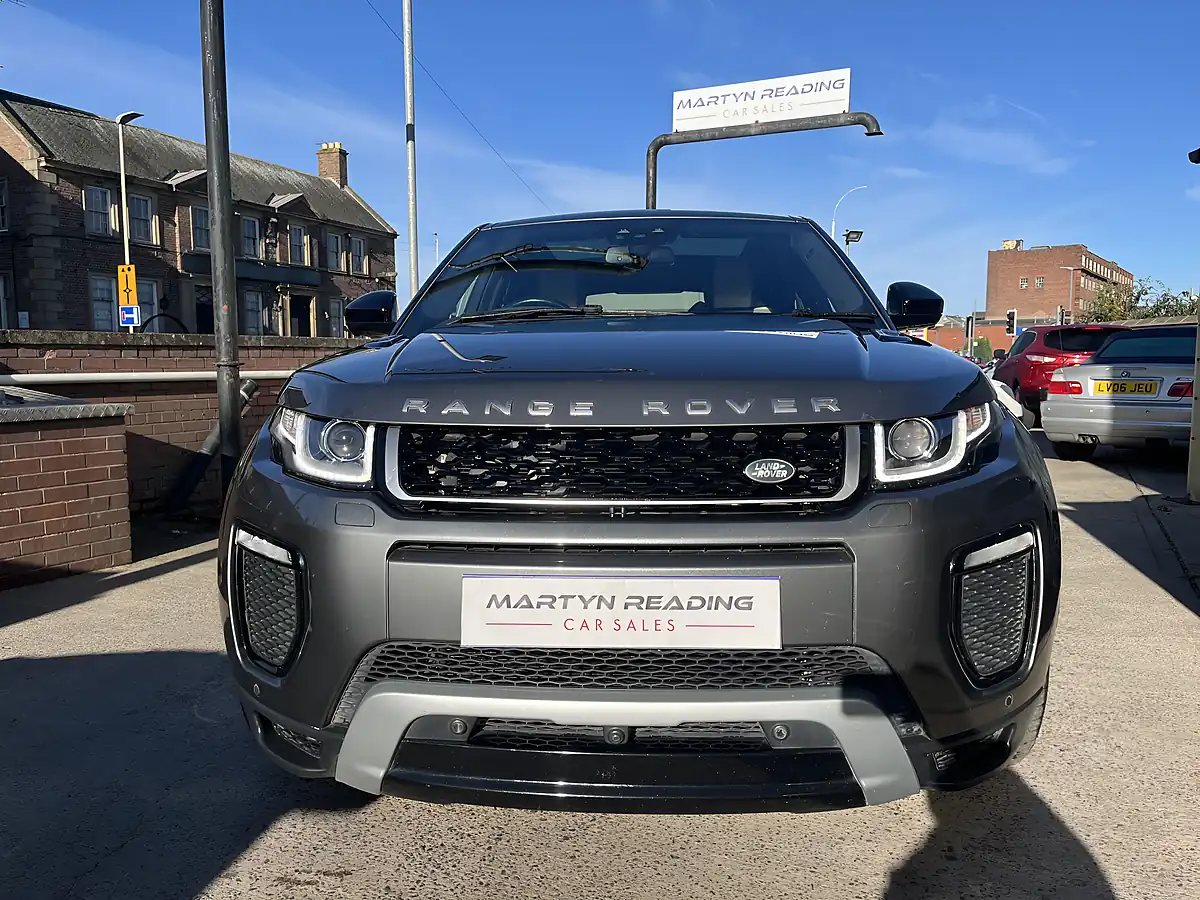 Used 2017 Land Rover Range Rover Evoque Hse Dynamic Lux Grey - Interior and Exterior details 4