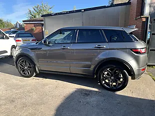 Used 2017 Land Rover Range Rover Evoque Hse Dynamic Lux Grey - Interior and Exterior details 8