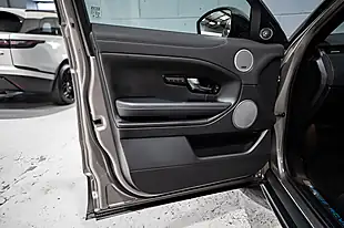 Used 2017 Land Rover Range Rover Evoque Hse Dynamic Lux Silver - Interior and Exterior details 11