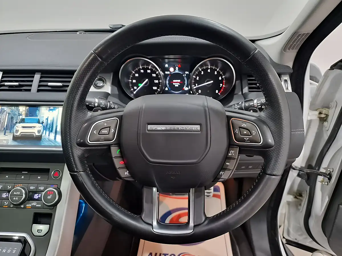 Used 2017 Land Rover Range Rover Evoque Hse Dynamic Lux White - Interior and Exterior details 15