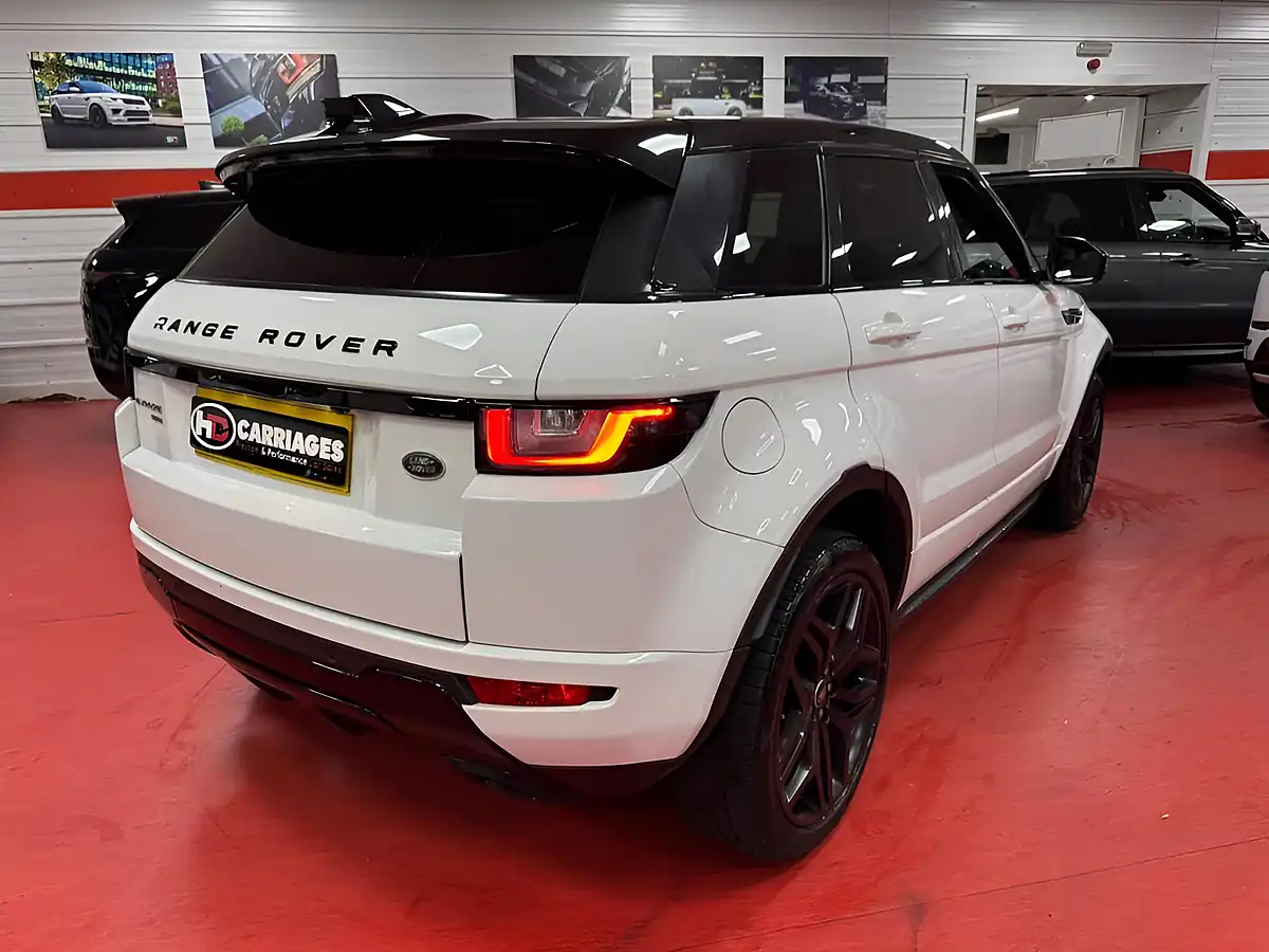 Used 2017 Land Rover Range Rover Evoque Hse Dynamic Lux White - Interior and Exterior details 8